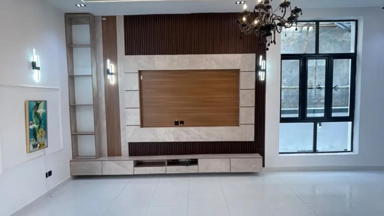 5 BEDROOM FULLY DETACHED DUPLEX WITH BQ