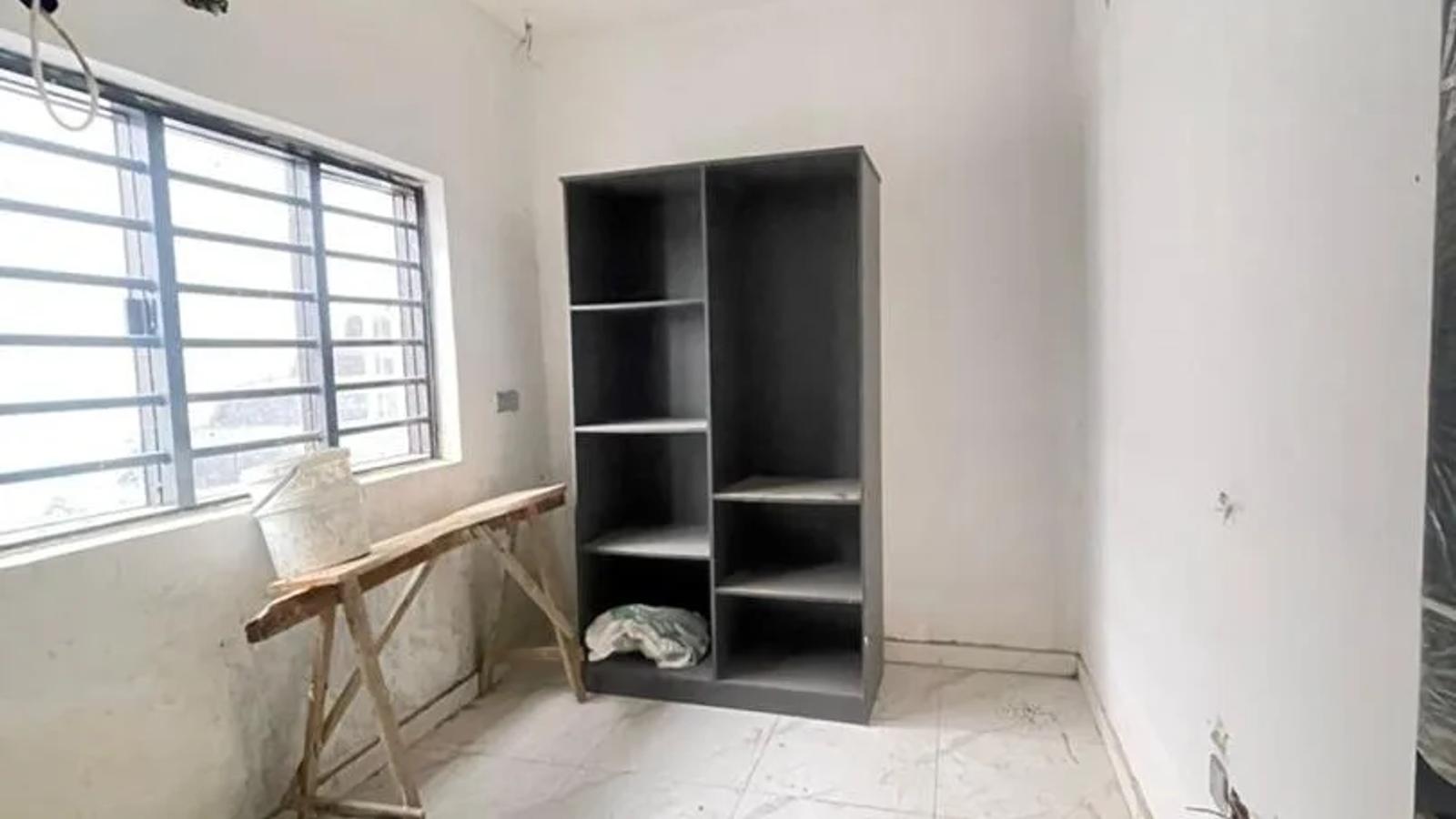 5 Bedroom Fully Detached Duplex