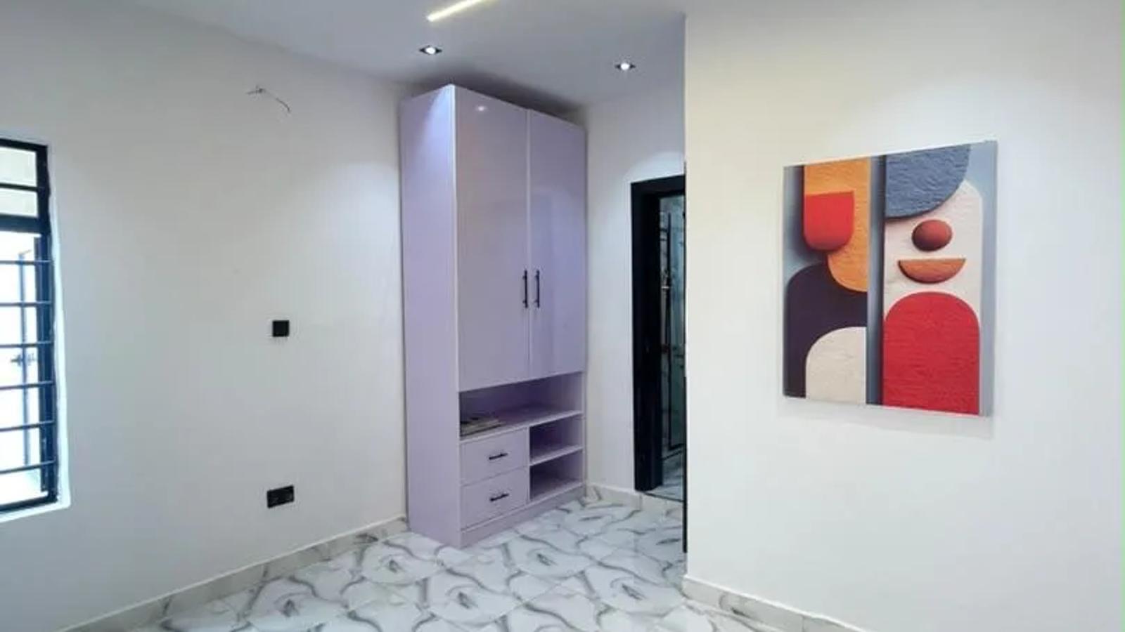 4 BEDROOM SEMI-DETACHED DUPLEX WITH BQ