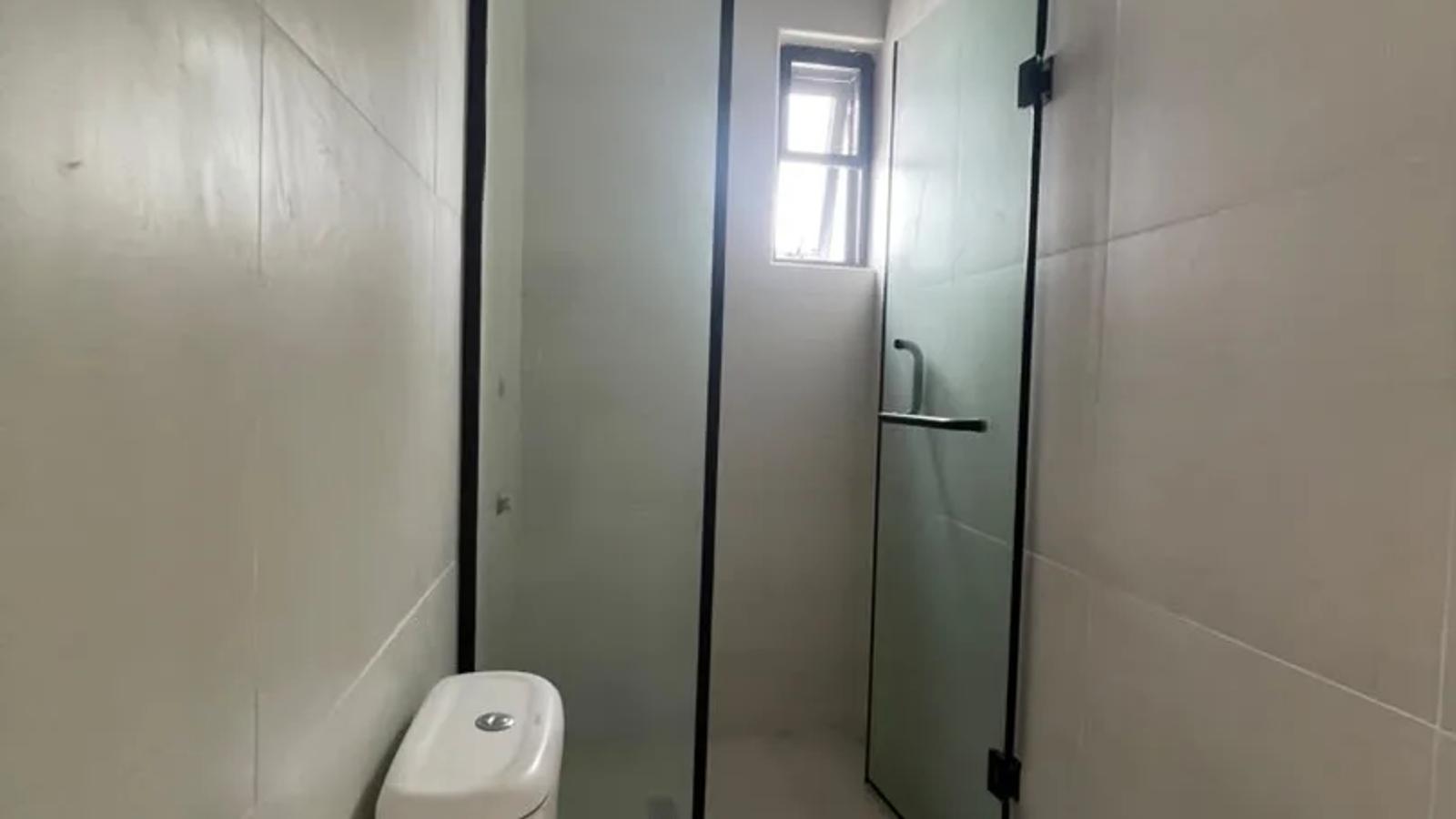 4 BEDROOM SEMI-DETACHED DUPLEX WITH BQ