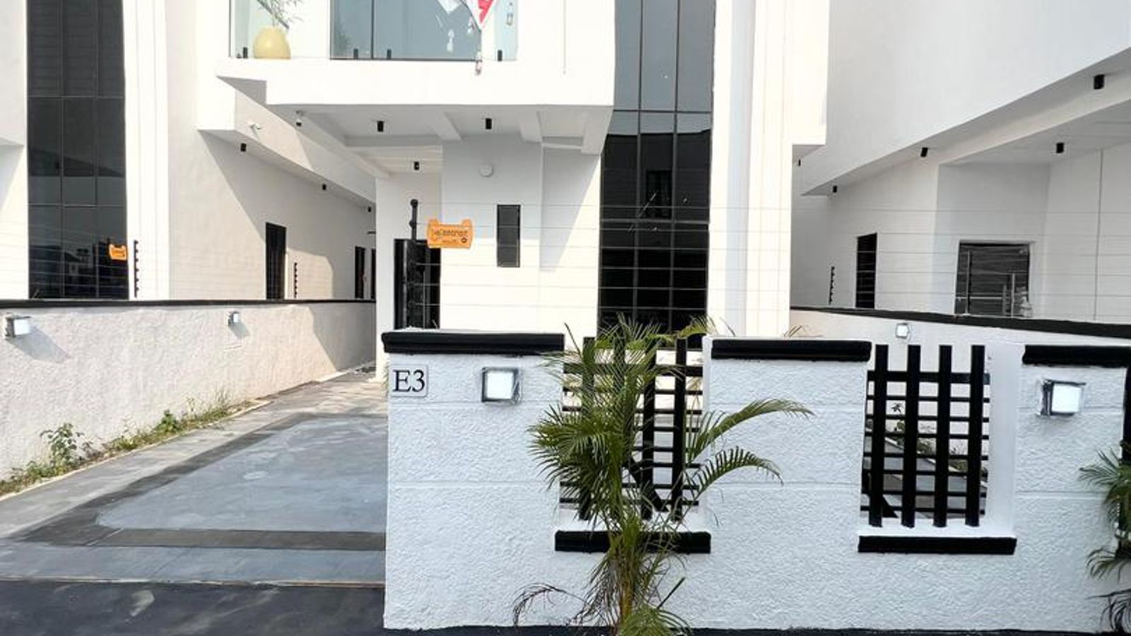 4 Bedroom Fully Detached Duplex