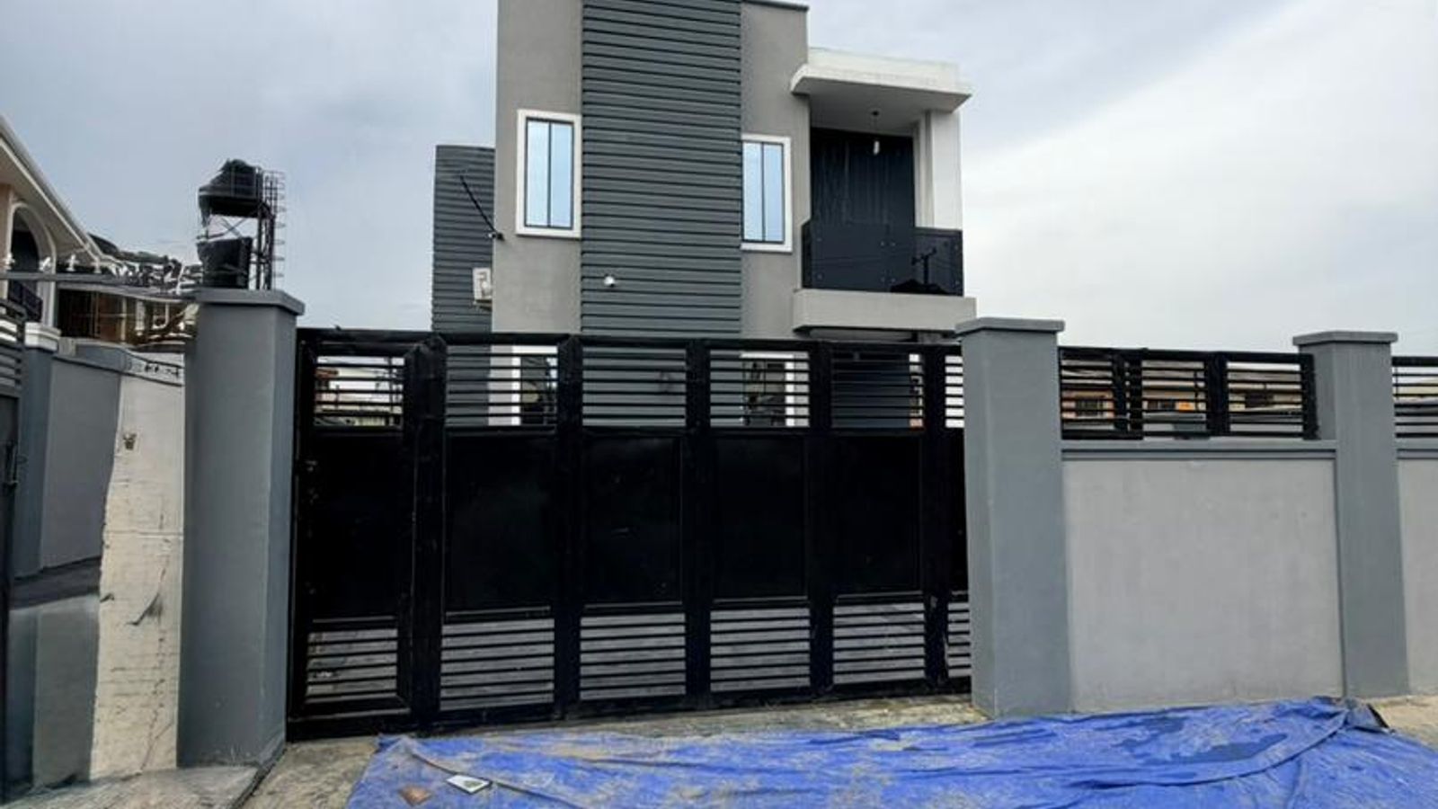 4 Bedroom Fully Detached Duplex
