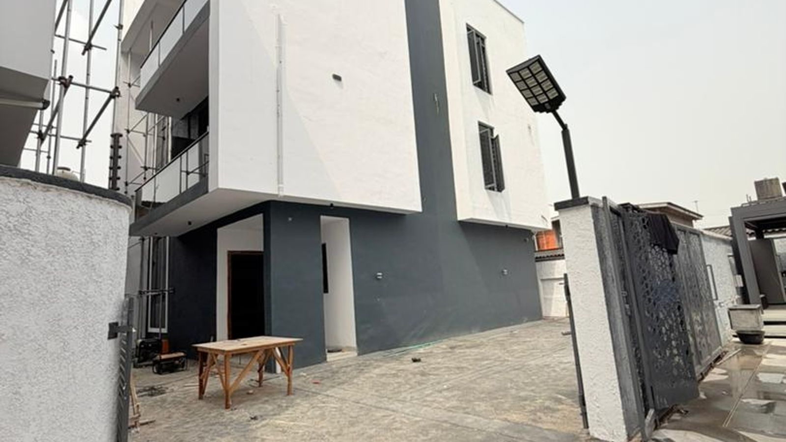 5 Bedroom Fully Detached Duplex