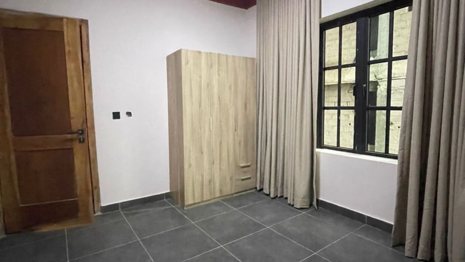 3 Bedroom Apartment