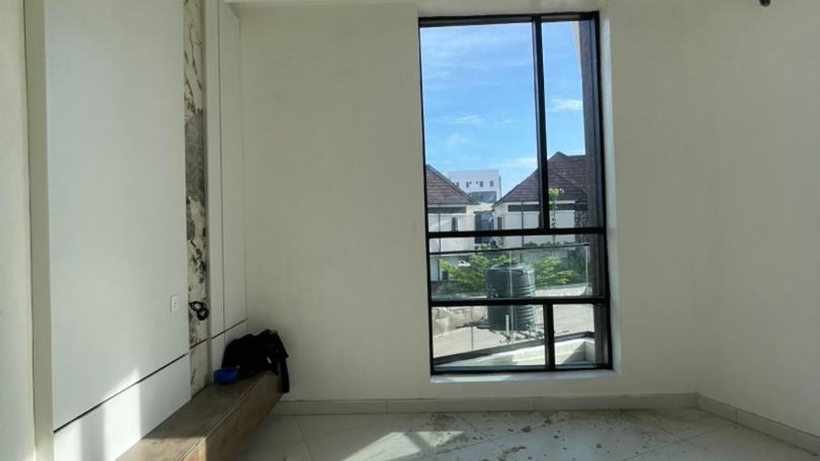 5 Bedroom Fully Detached duplex