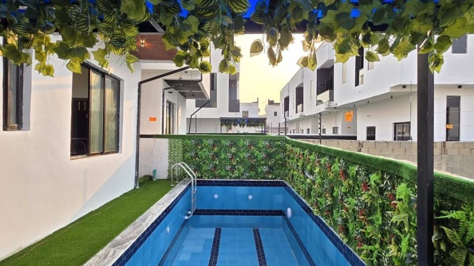 5 Bedroom Fully Detached Duplex