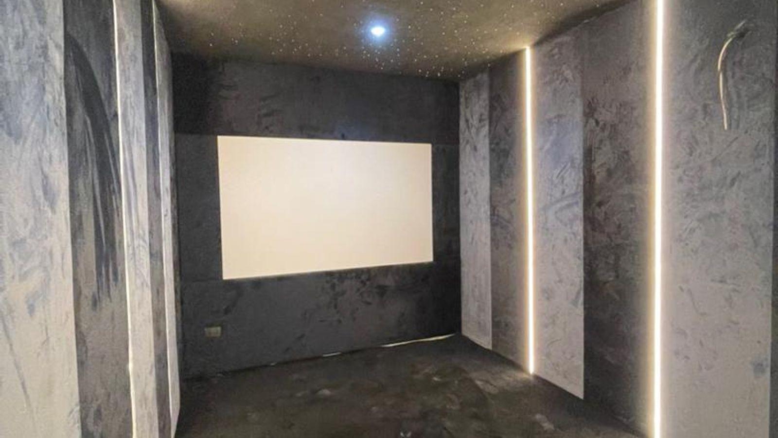 5 Bedroom Semi Detached Duplex