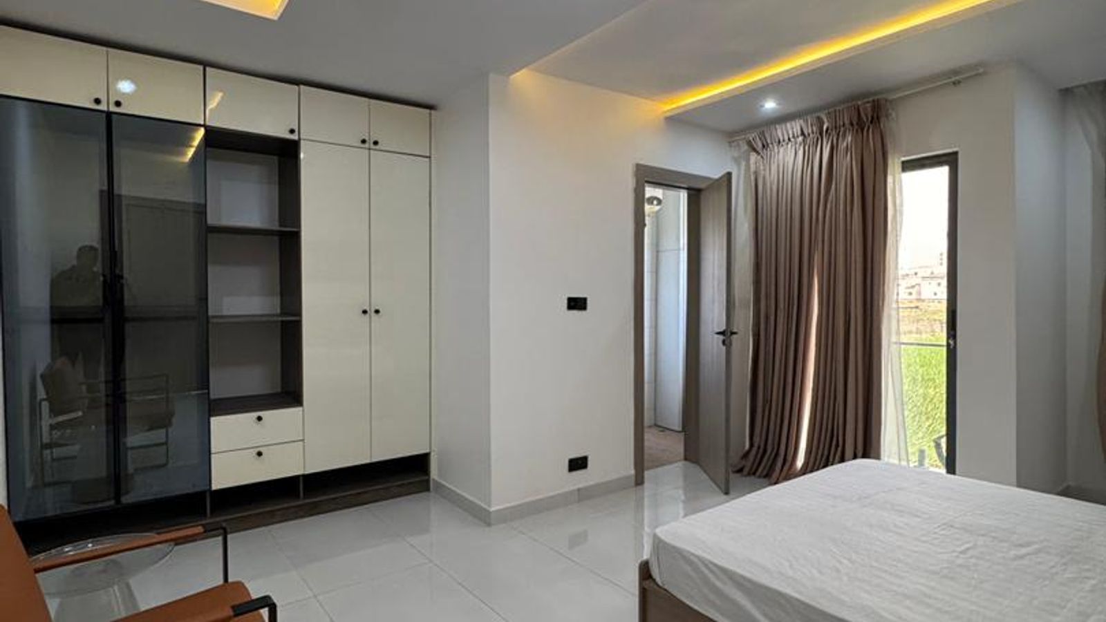 3 Bedroom Apartment