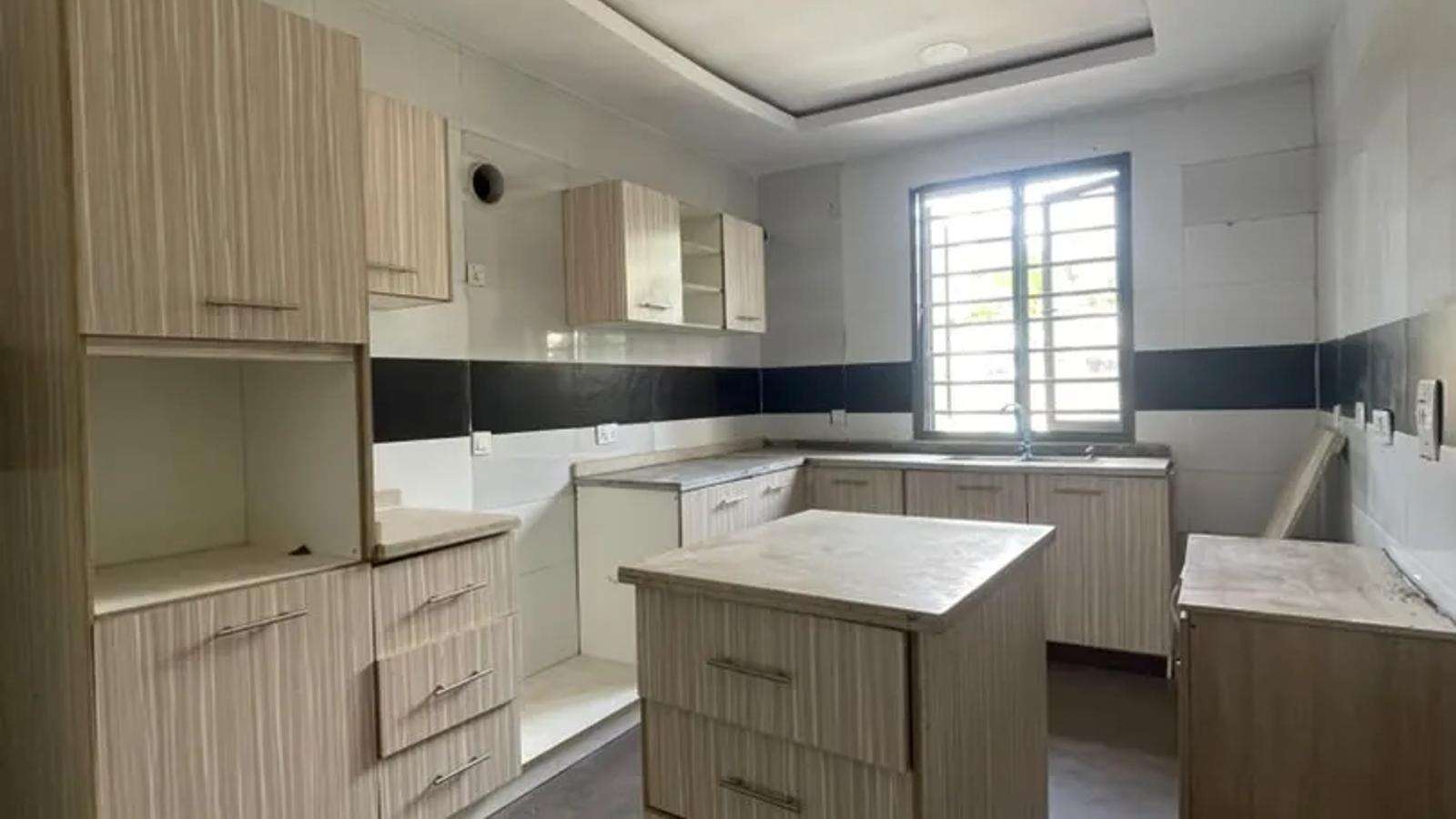5 Bedroom Terrace Duplex