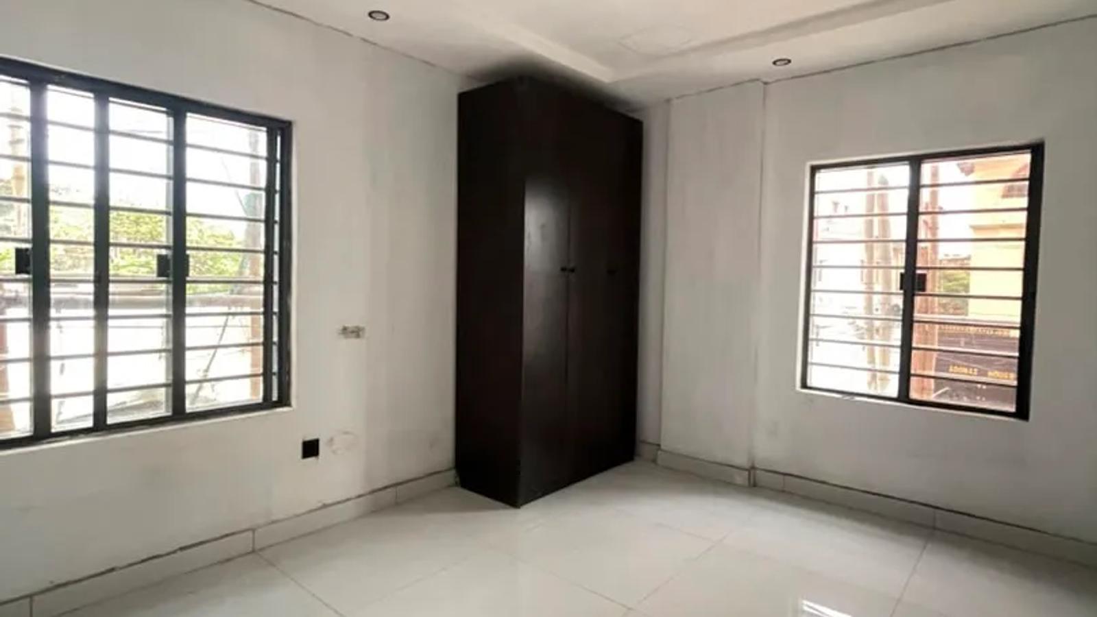 3 BEDROOM APARTMENT WITH BQ
