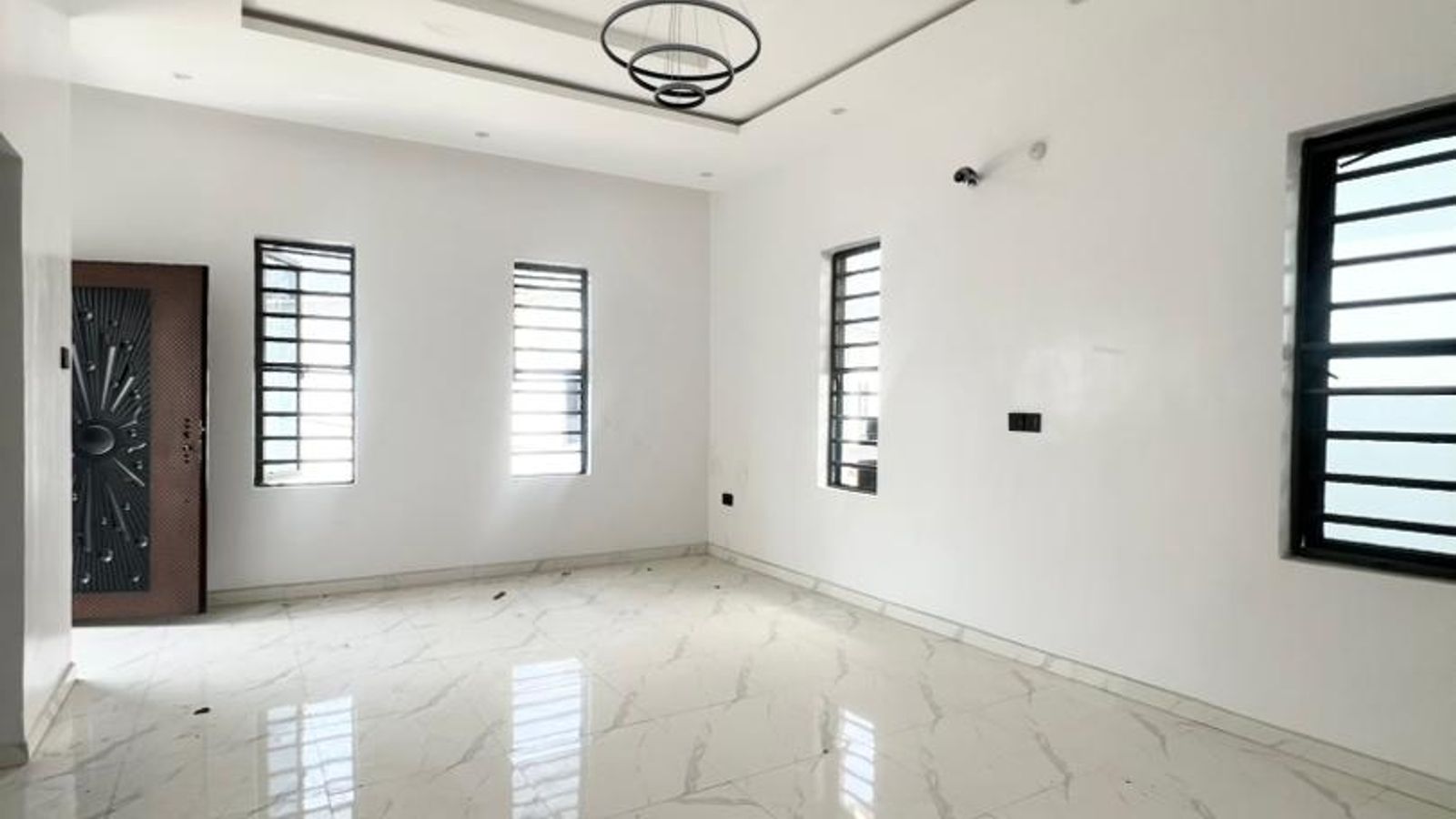 4 Bedroom Fully Detached Duplex