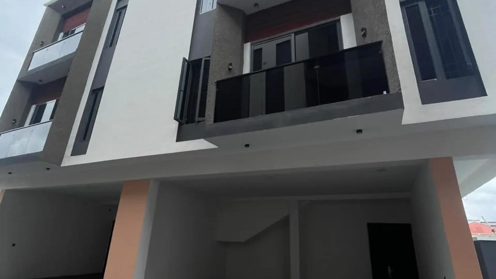 3&4 BEDROOM DUPLEX