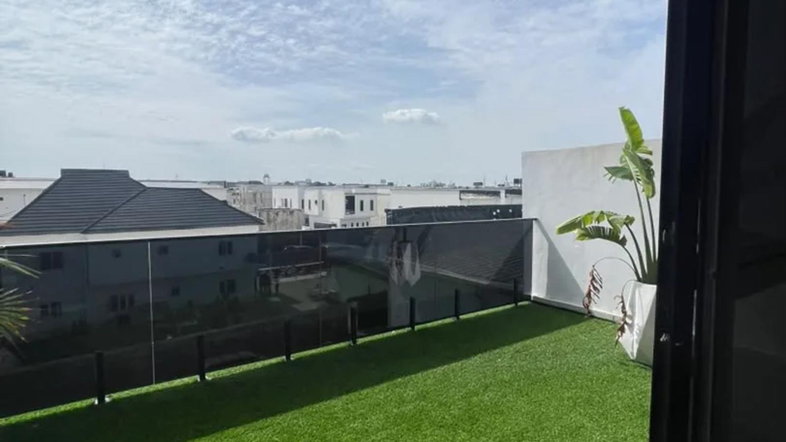 4 Bedroom Fully Detached Duplex