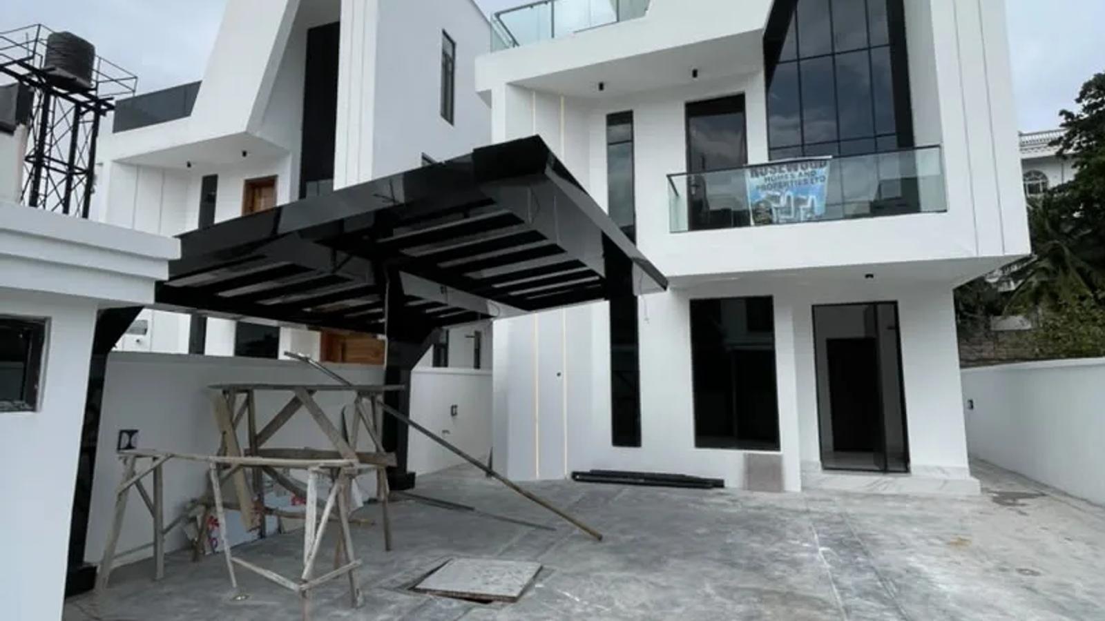 5 Bedroom Fully Detached Duplex