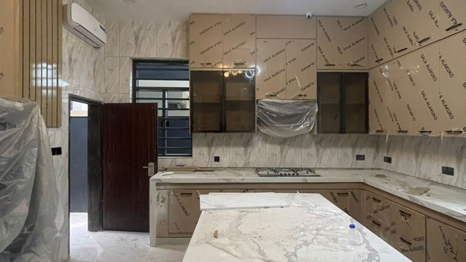 5 Bedroom Fully Detached Duplex
