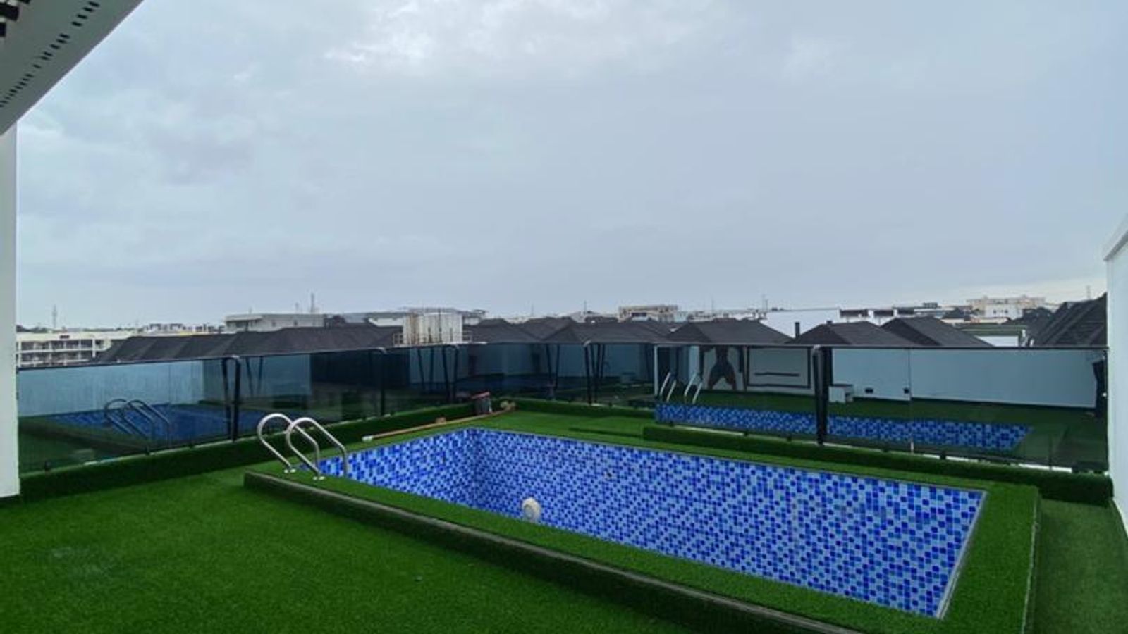 5 Bedroom Fully Detached Duplex