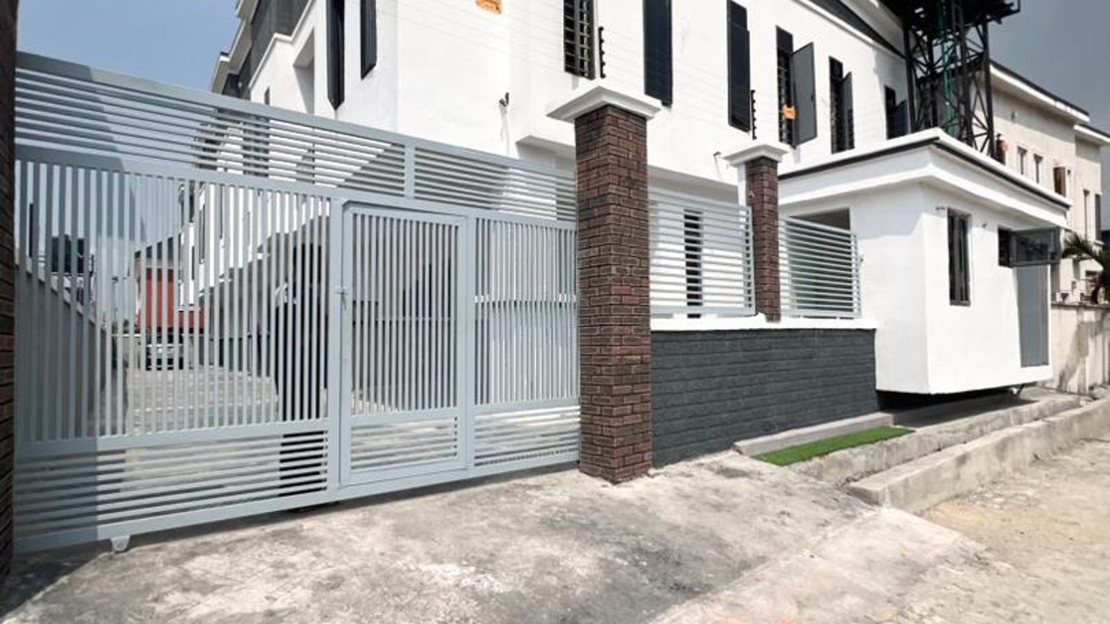 3 Bedroom Terrace Duplex