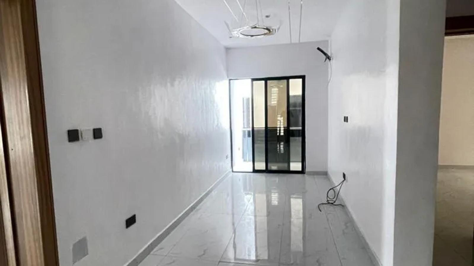5 Bedroom Fully Detached Duplex
