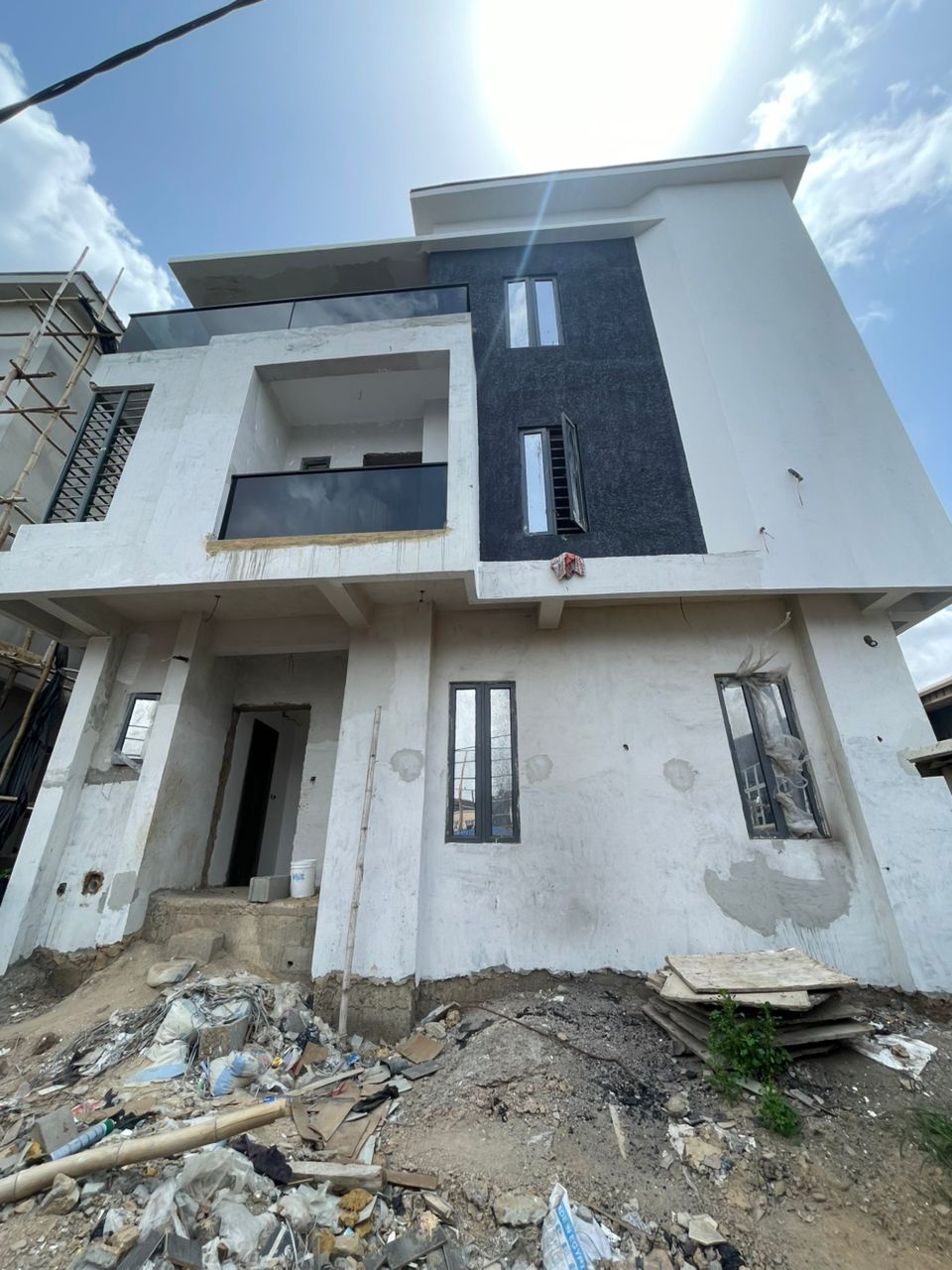 5 Bedroom Fully Detached Duplex
