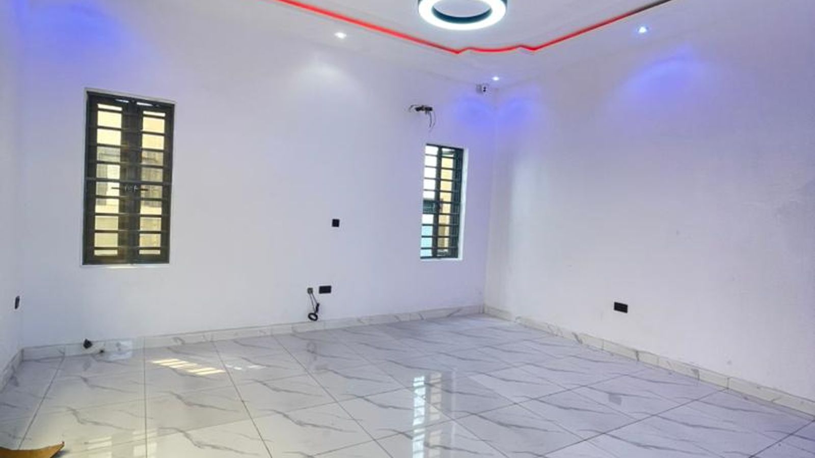 4 Bedroom Fully Detached Duplex