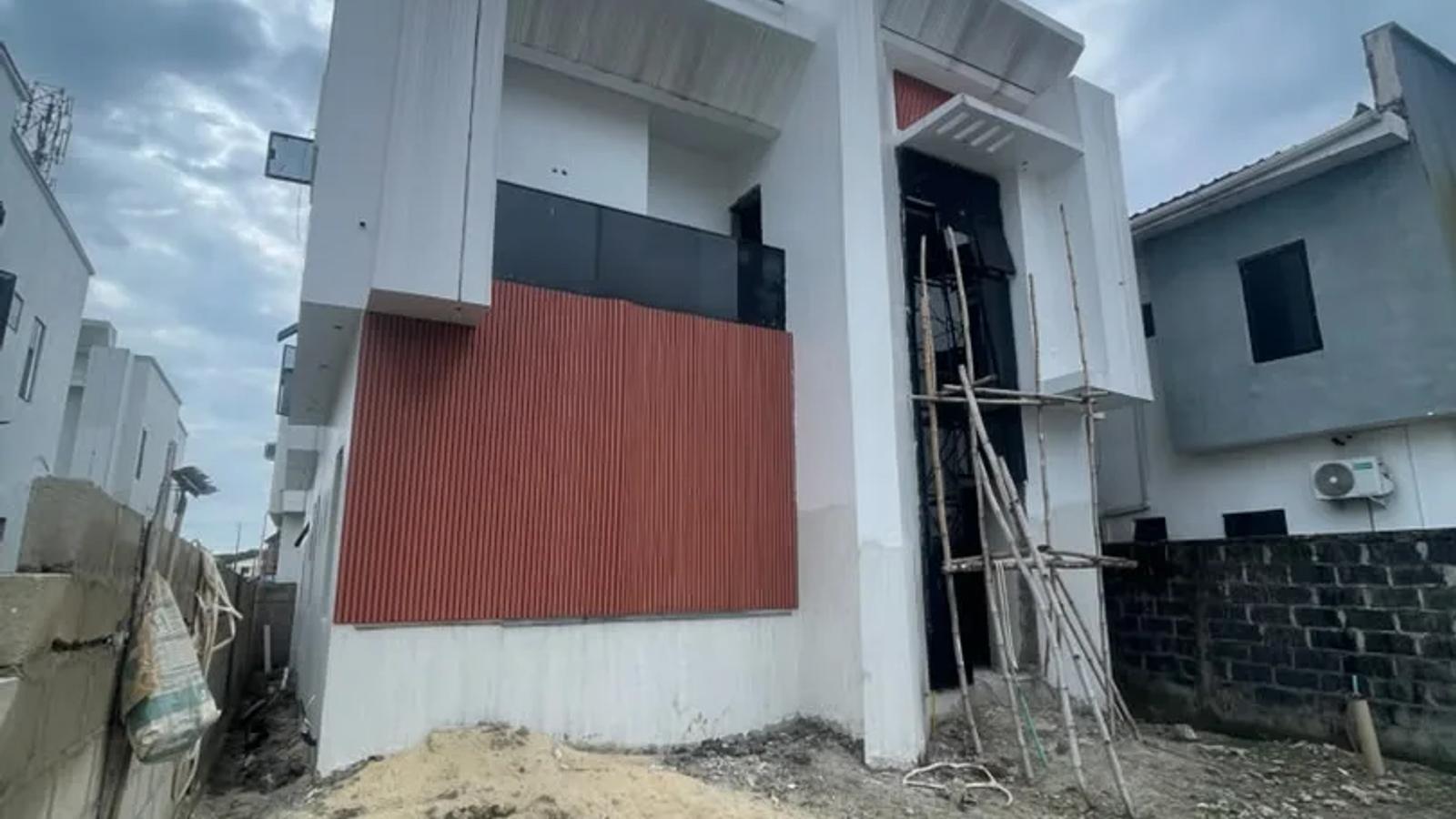 4 Bedroom Fully Detached Duplex