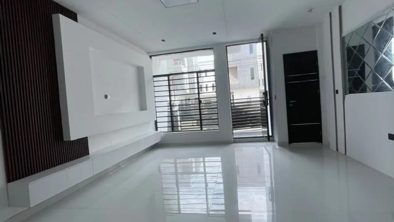 4 Bedroom Semi Detached Duplex