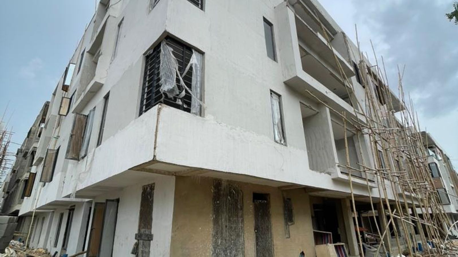 4 Bedroom Maisonettes