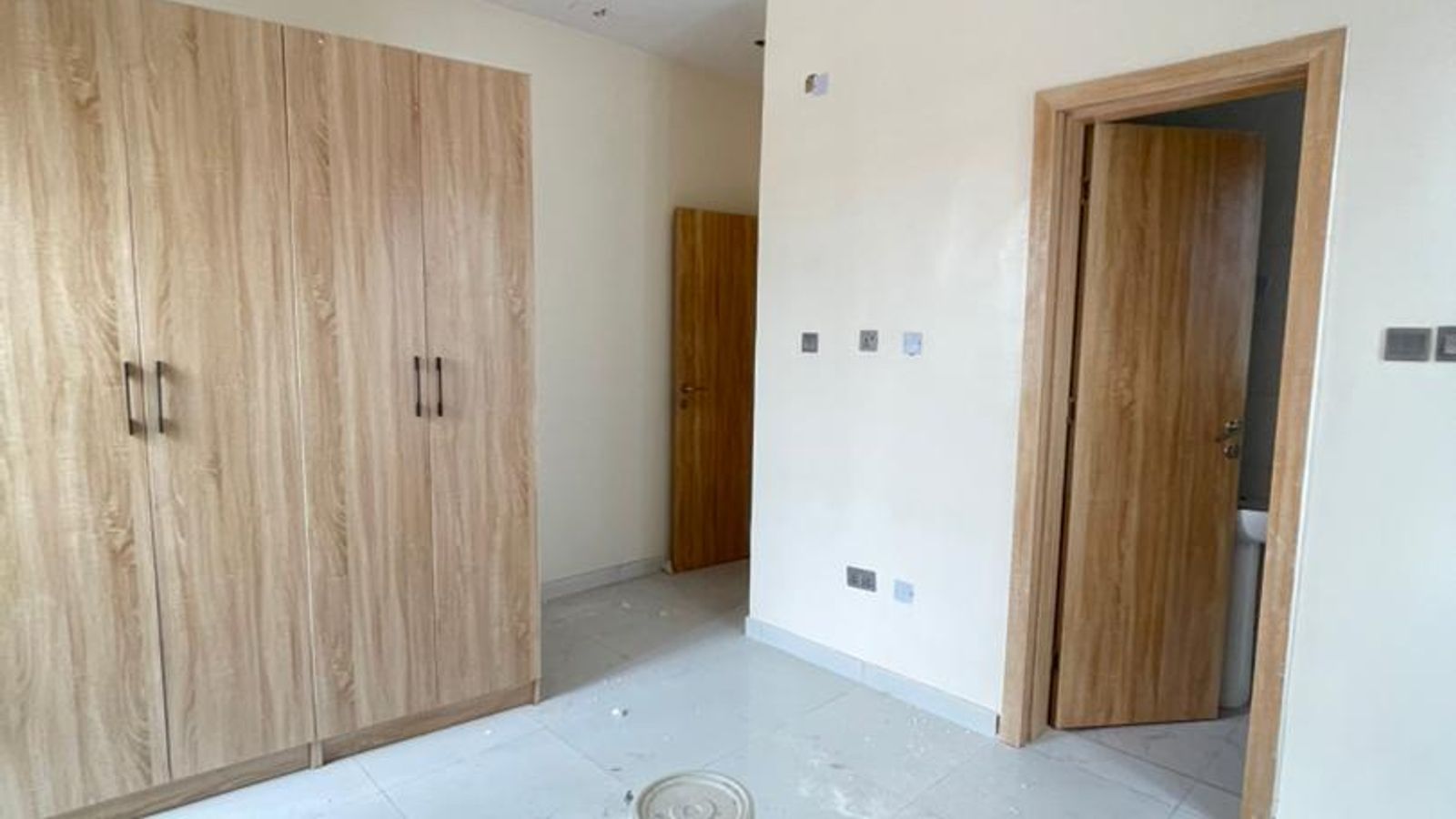 5 Bedroom Semi Detached Duplex