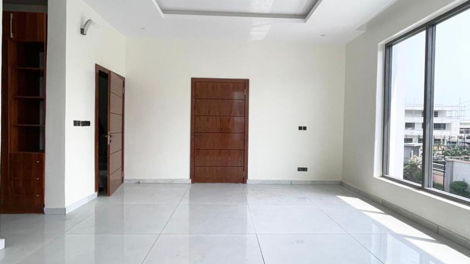 5 Bedroom Fully Detached Duplex