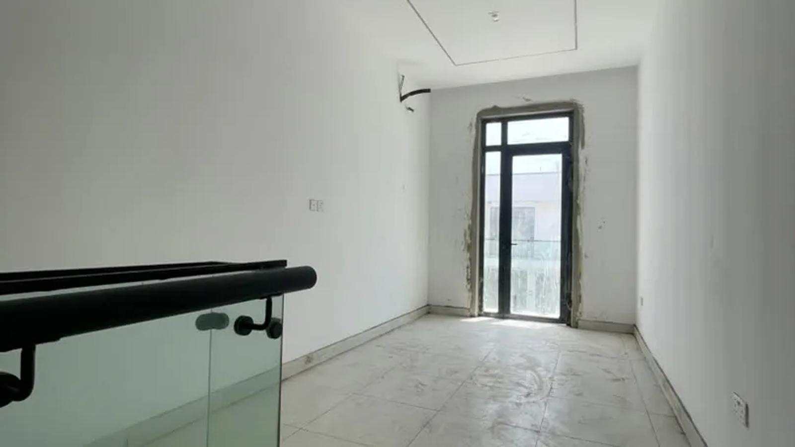 4 BEDROOM SEMI-DETACHED DUPLEX WITH BQ