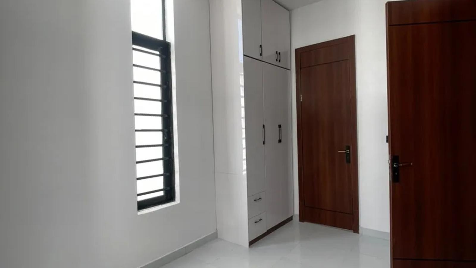 4 Bedroom Semi Detached Duplex