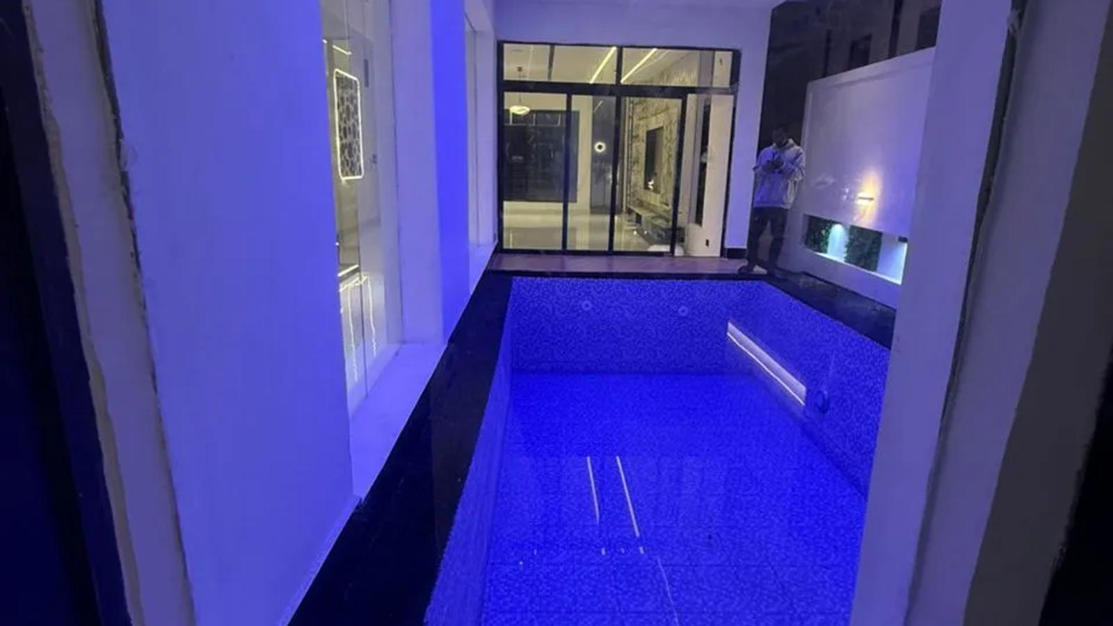5 Bedroom Fully Detached Duplex