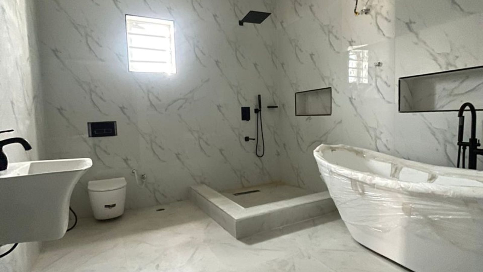 4 Bedroom Semi Detached Duplex