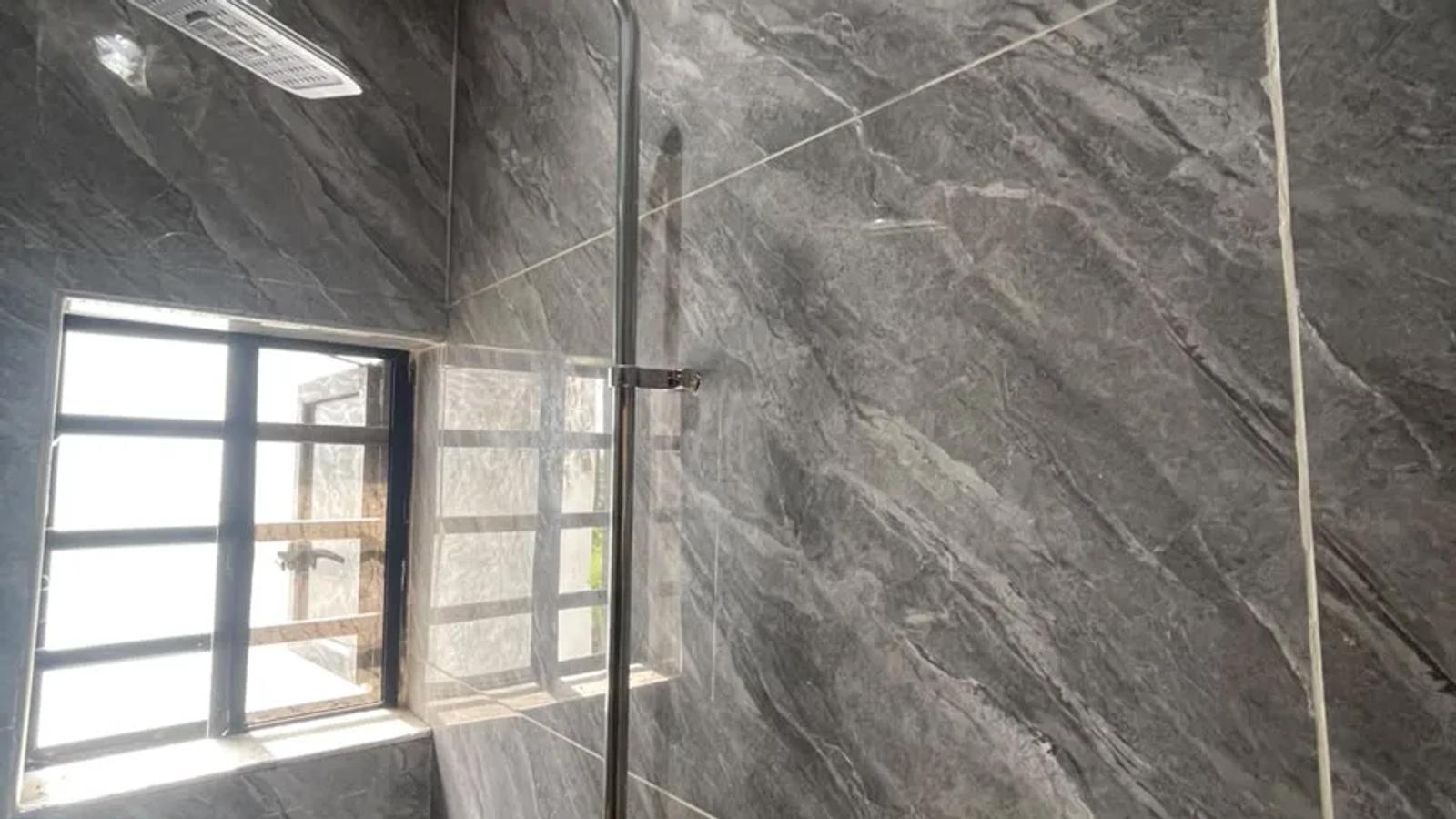 5 BEDROOM FULLY-DETACHED DUPLEX WITH BQ