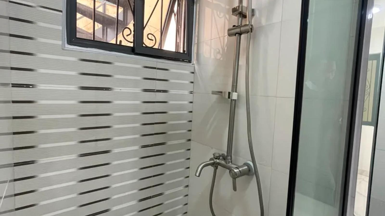 4 BEDROOM TERRACE WITH BQ