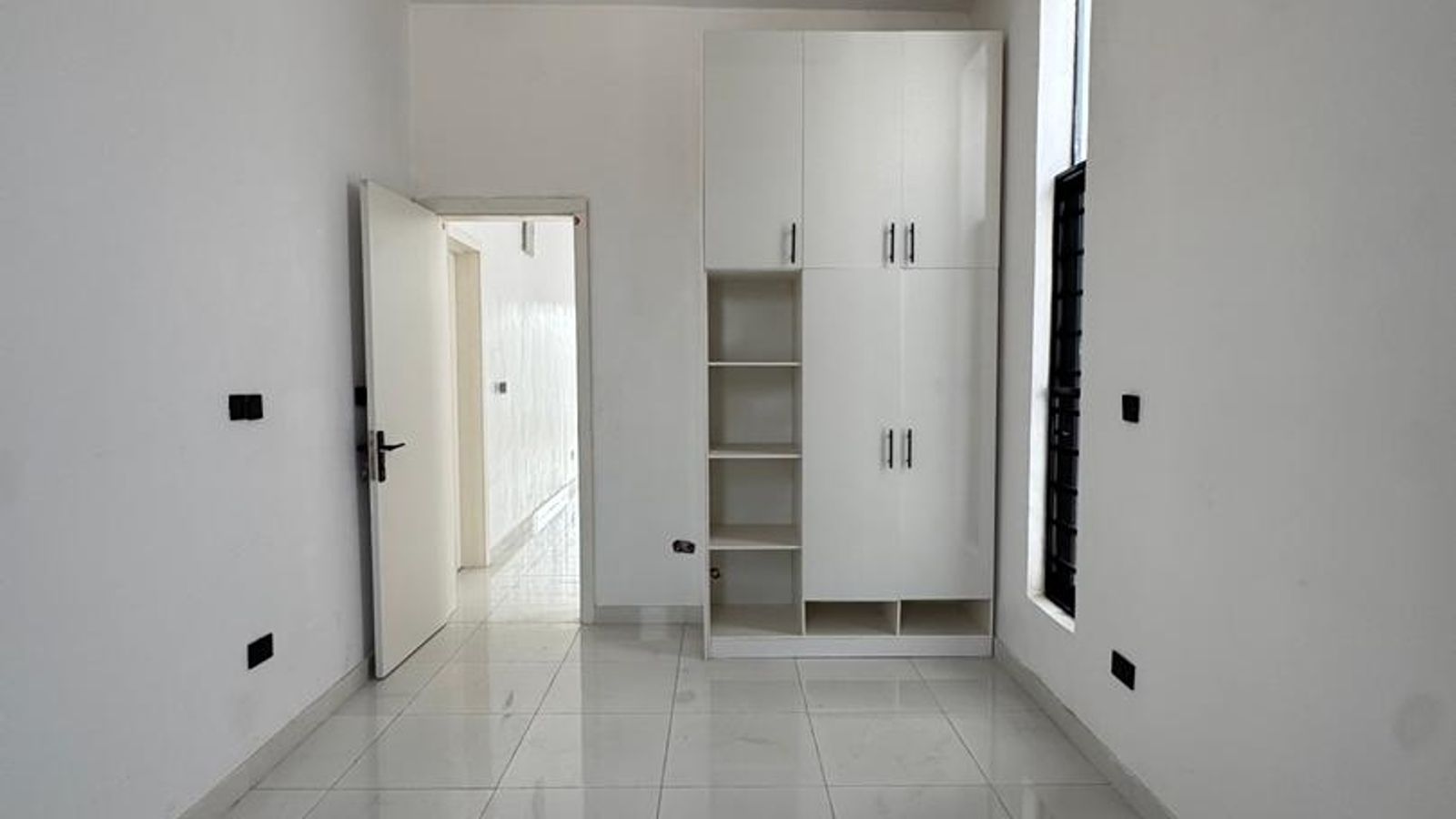 4 Bedroom Fully Detached Duplex