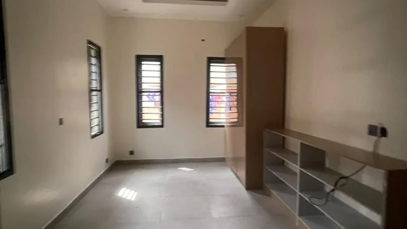 4 Bedroom Semi Detached Duplex