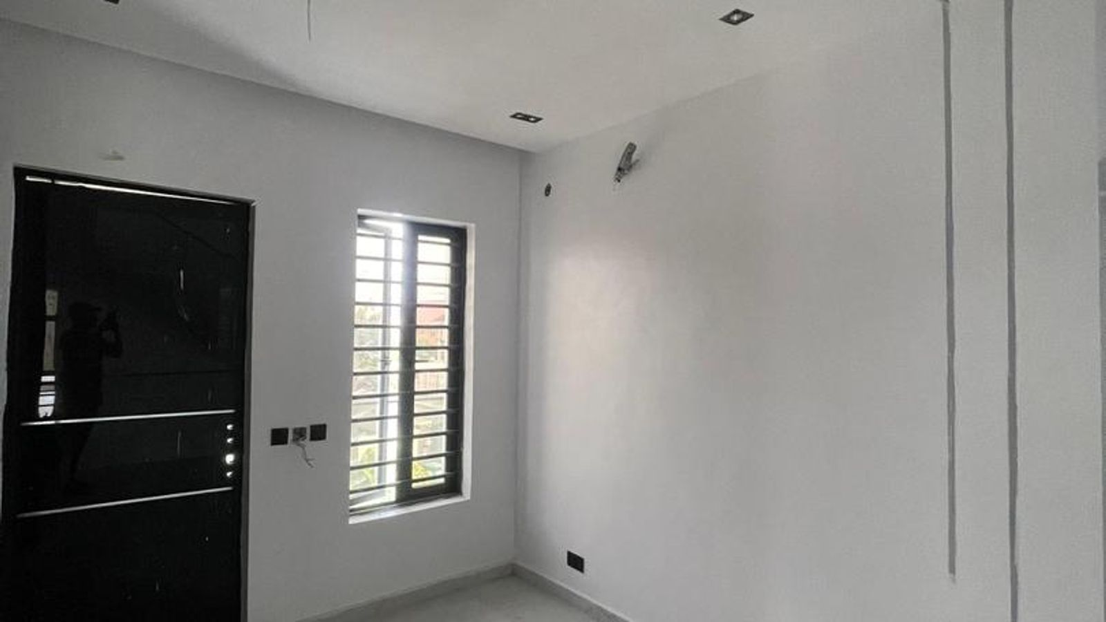 5 Bedroom Fully Detached Duplex