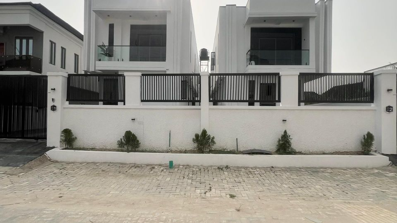 5 Bedroom Fully Detached Duplex
