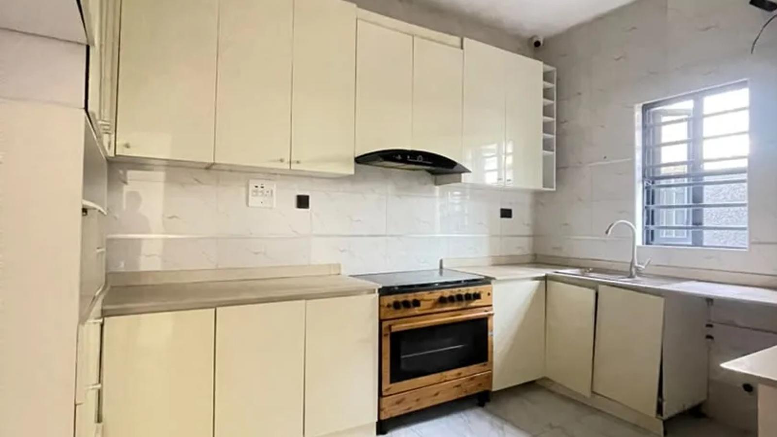 4 Bedroom Terrace Duplex