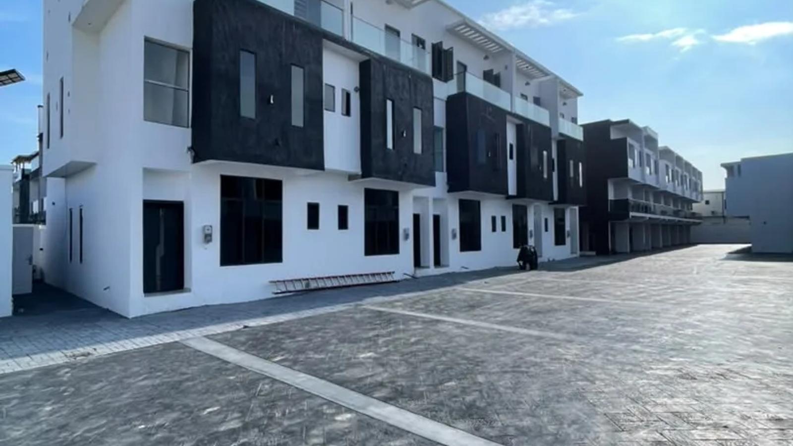 4 Bedroom Terrace Duplex