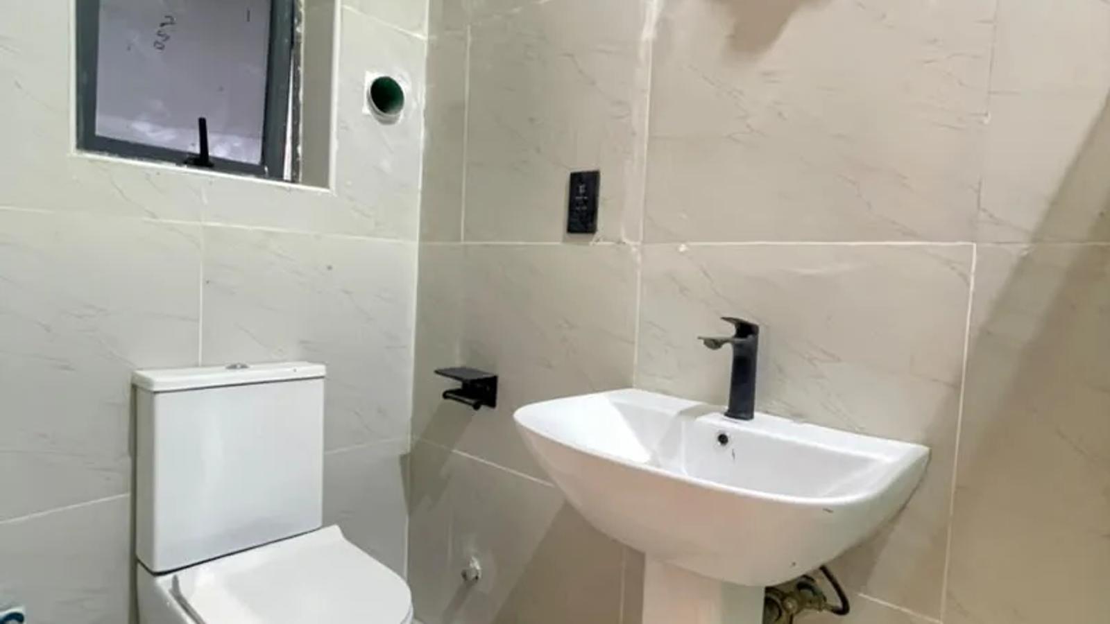 4 BEDROOM TERRACE DUPLEX