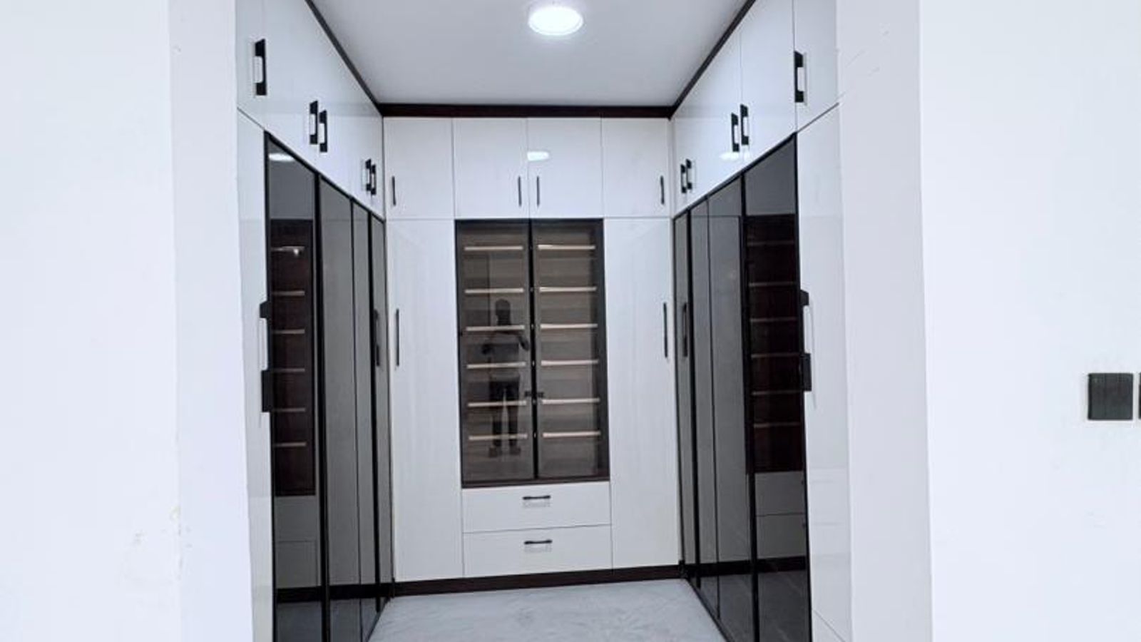 6 Bedroom Fully Detached Duplex