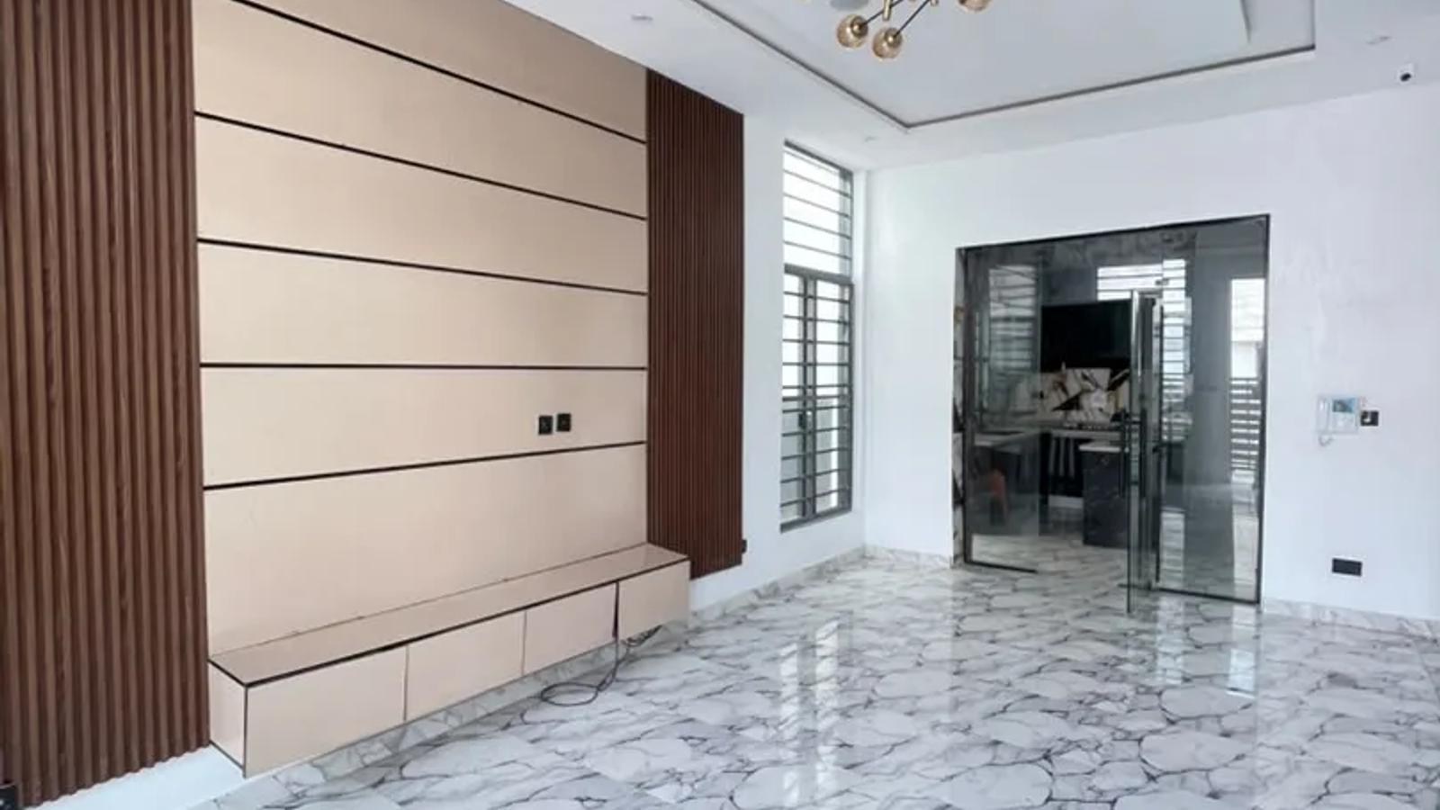 4 BEDROOM SEMI-DETACHED DUPLEX