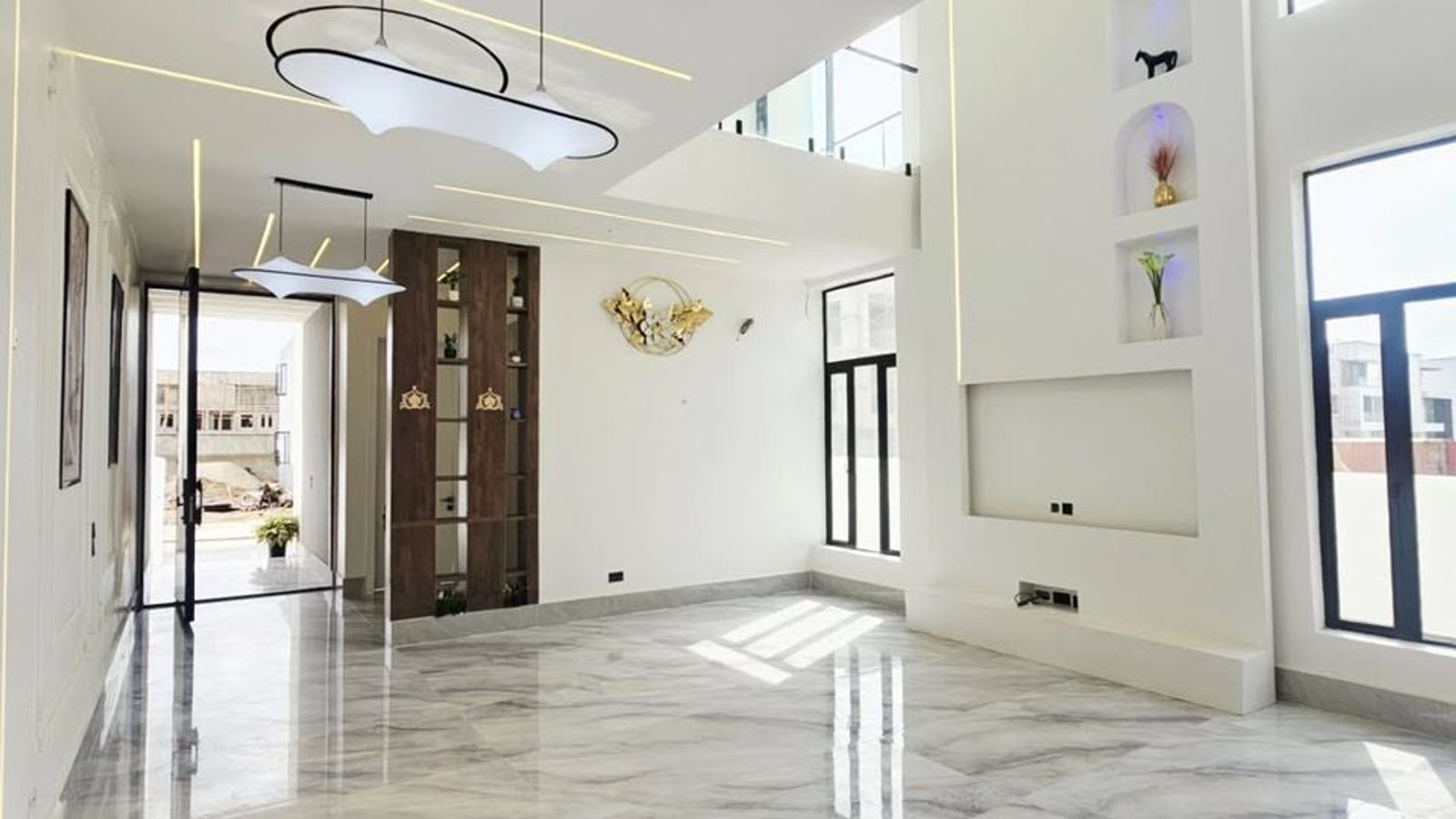 5 Bedroom Fully Detached Duplex