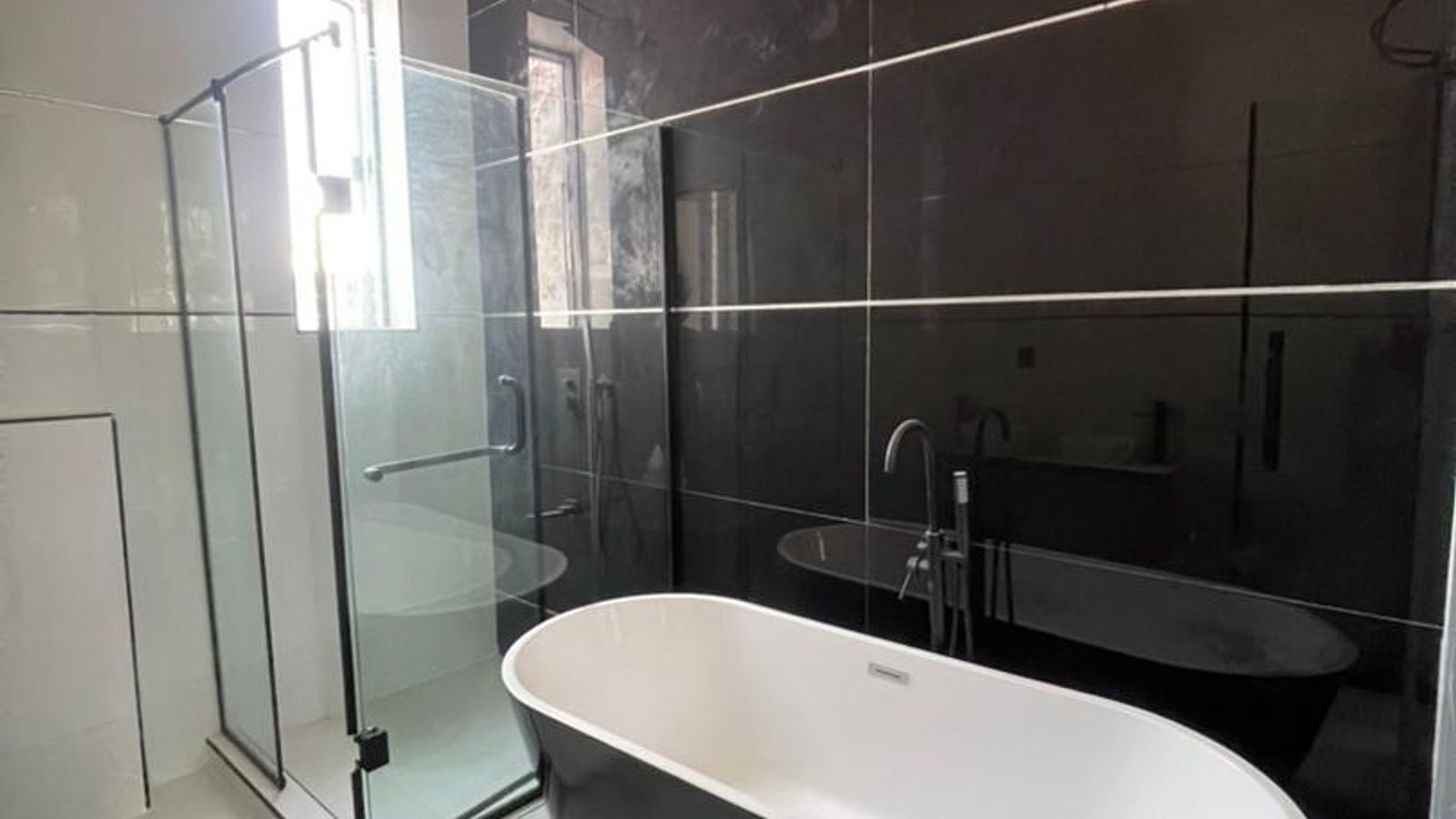 4 Bedroom Semi Detached Duplex