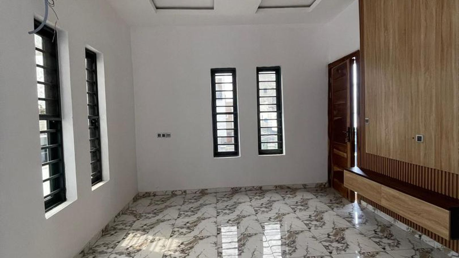 4 Bedroom Fully Detached Duplex