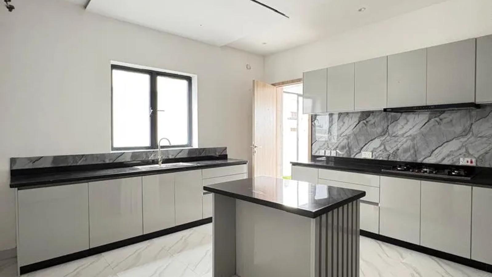 4 Bedroom Fully Detached Duplex