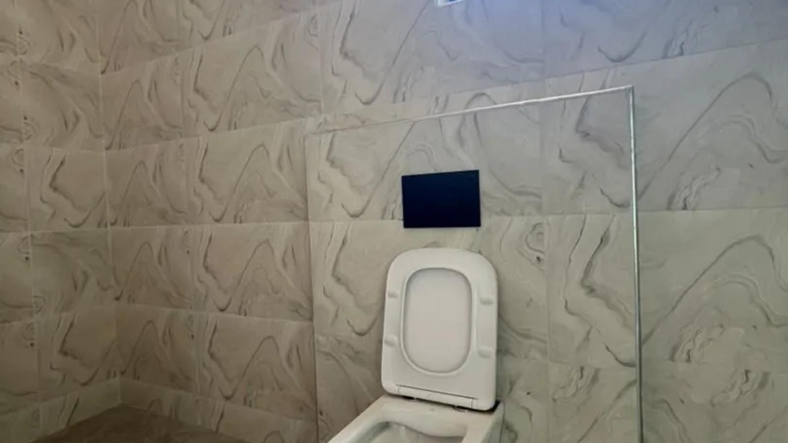 5 Bedroom Fully Detached Duplex