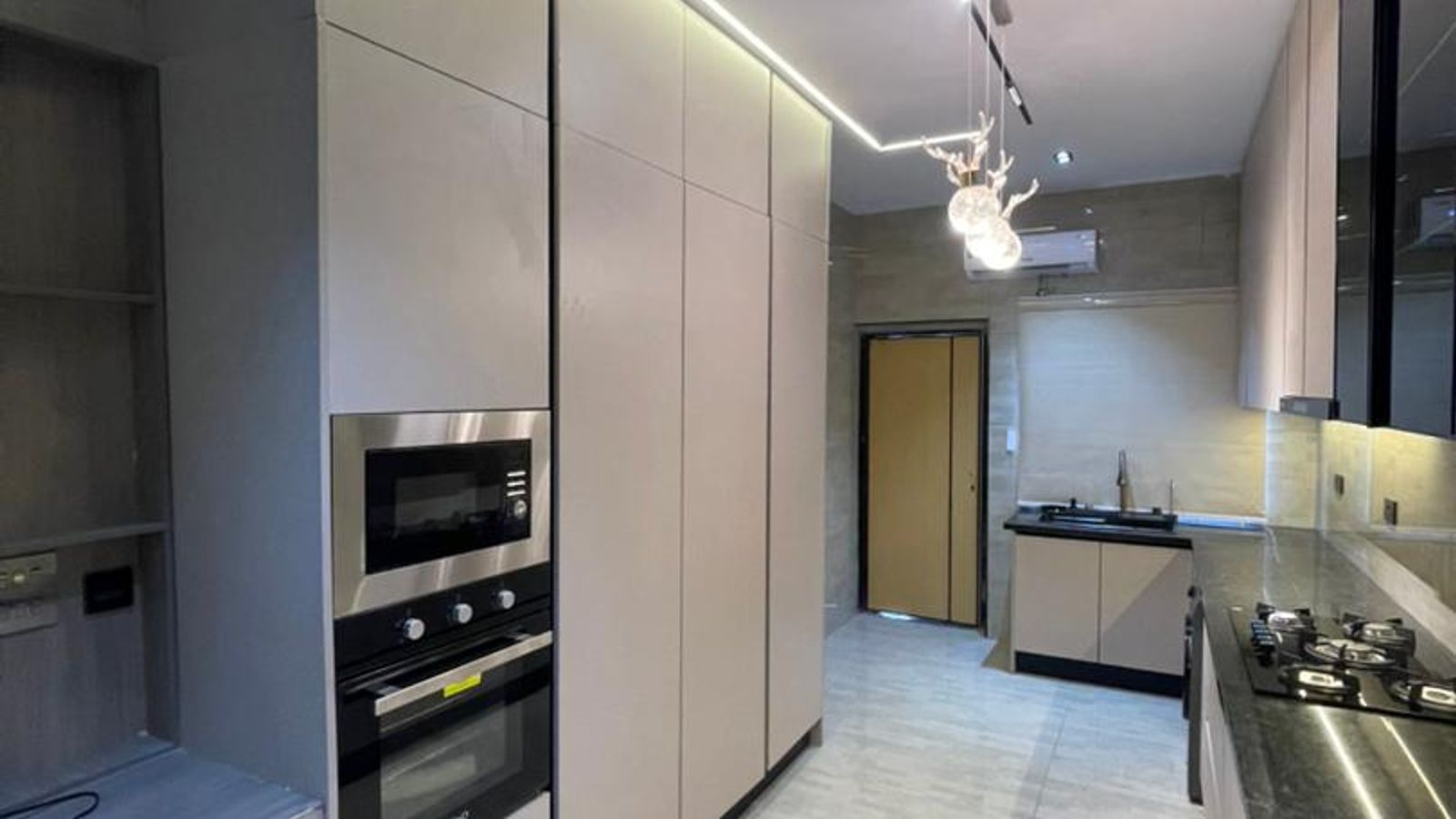 2 &3 Bedroom Apartment